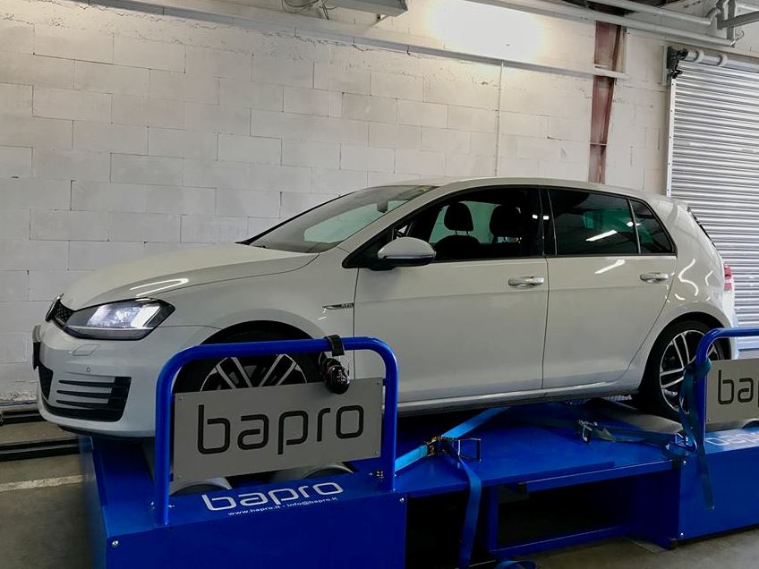 VW Golf VII 2.0 TDI GTD